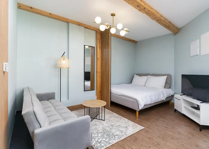 Dietla Anta Apartment